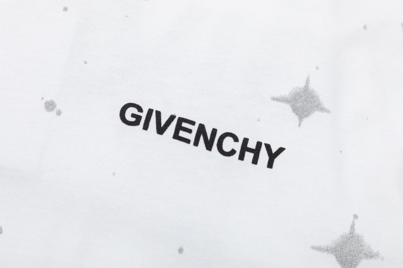 Givenchy T-Shirts